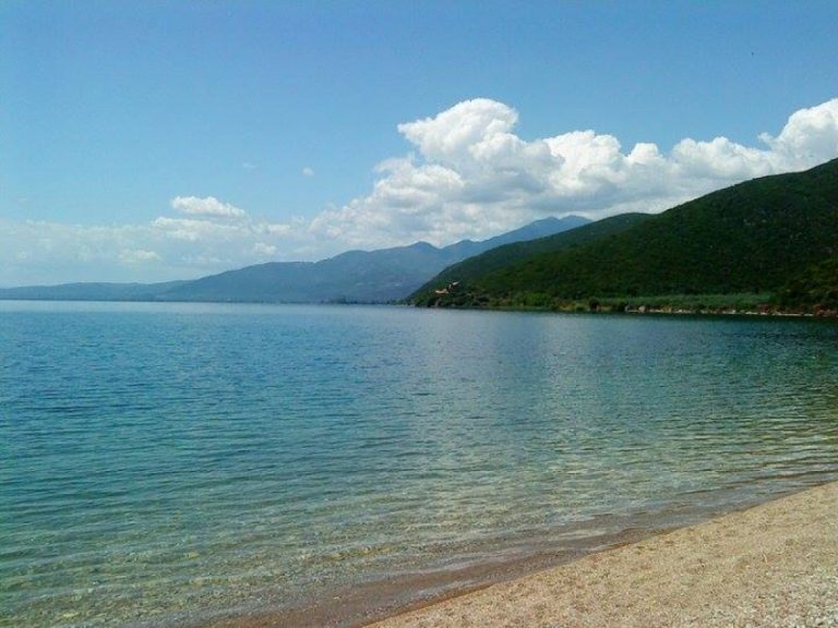 Fotmou Beach on Lake Trichonida